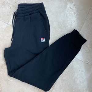 FILA: NWOT BLACK JOGGERS-SMALL